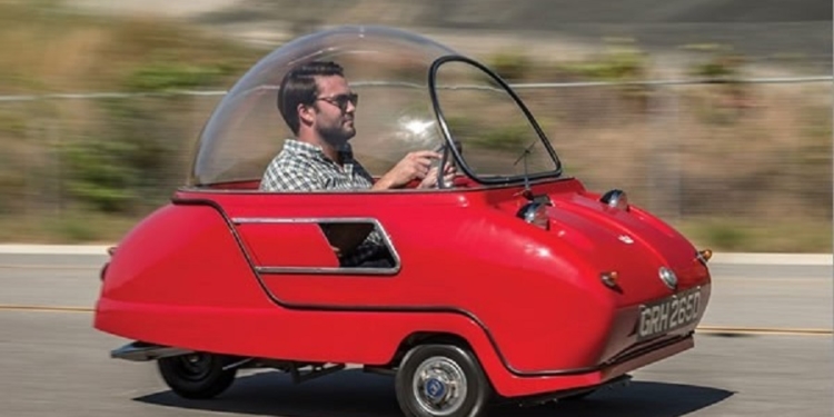 ۱۰ خودرو با طراحی عجیب