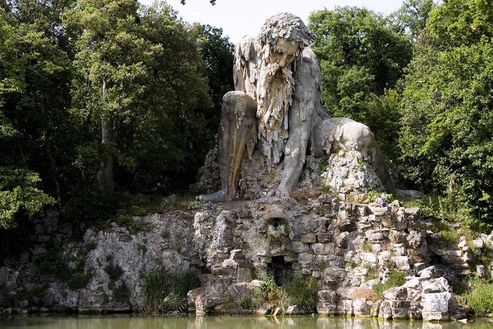 The Appennine Colossus