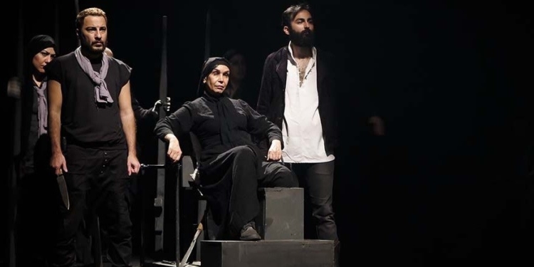 بهترین بازیگران تئاتر ایران 8 بهترین بازیگران تئاتر ایران