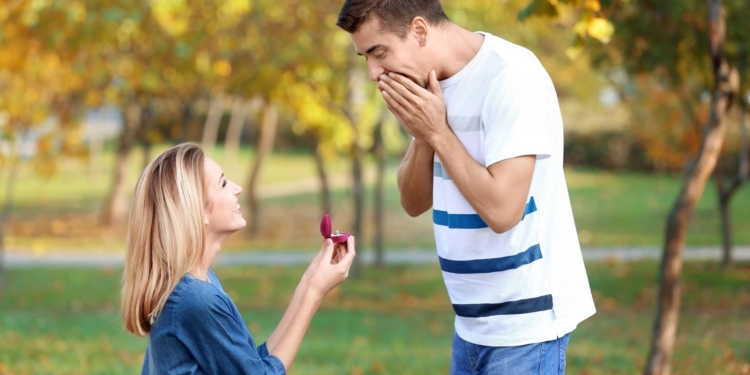 مبارزه با کلیشه